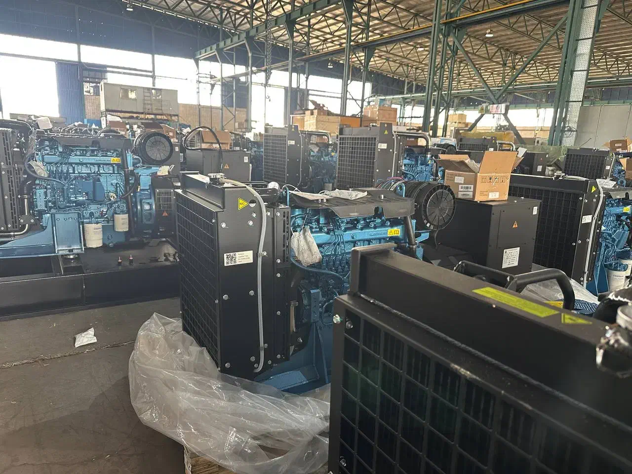 دیزل ژنراتور های بادوین /ولوو ۲۰ کاوا تا ۱۰۰۰ کاوا|ماشینآلات صنعتی|گرمدره, |دیوار