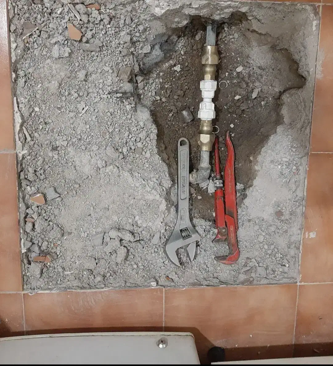 تعمیرات لوله کشی خانه تاسیسات ریز استخر موتورخانه|خدمات پیشه و مهارت|ارومیه, |دیوار