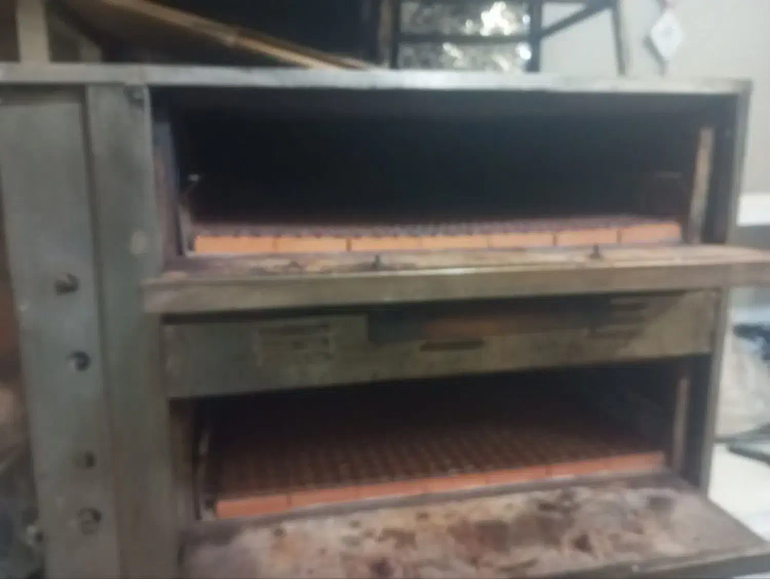 فر پیتزا و ظرف پیتزا|کافی‌شاپ و رستوران|قم, بنیاد|دیوار