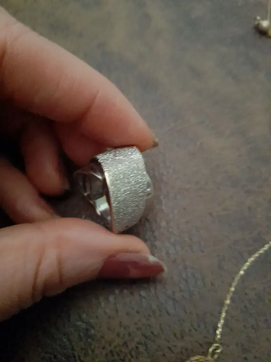 رو لباسی و انگشتر شنی|جواهرات|همدان, |دیوار