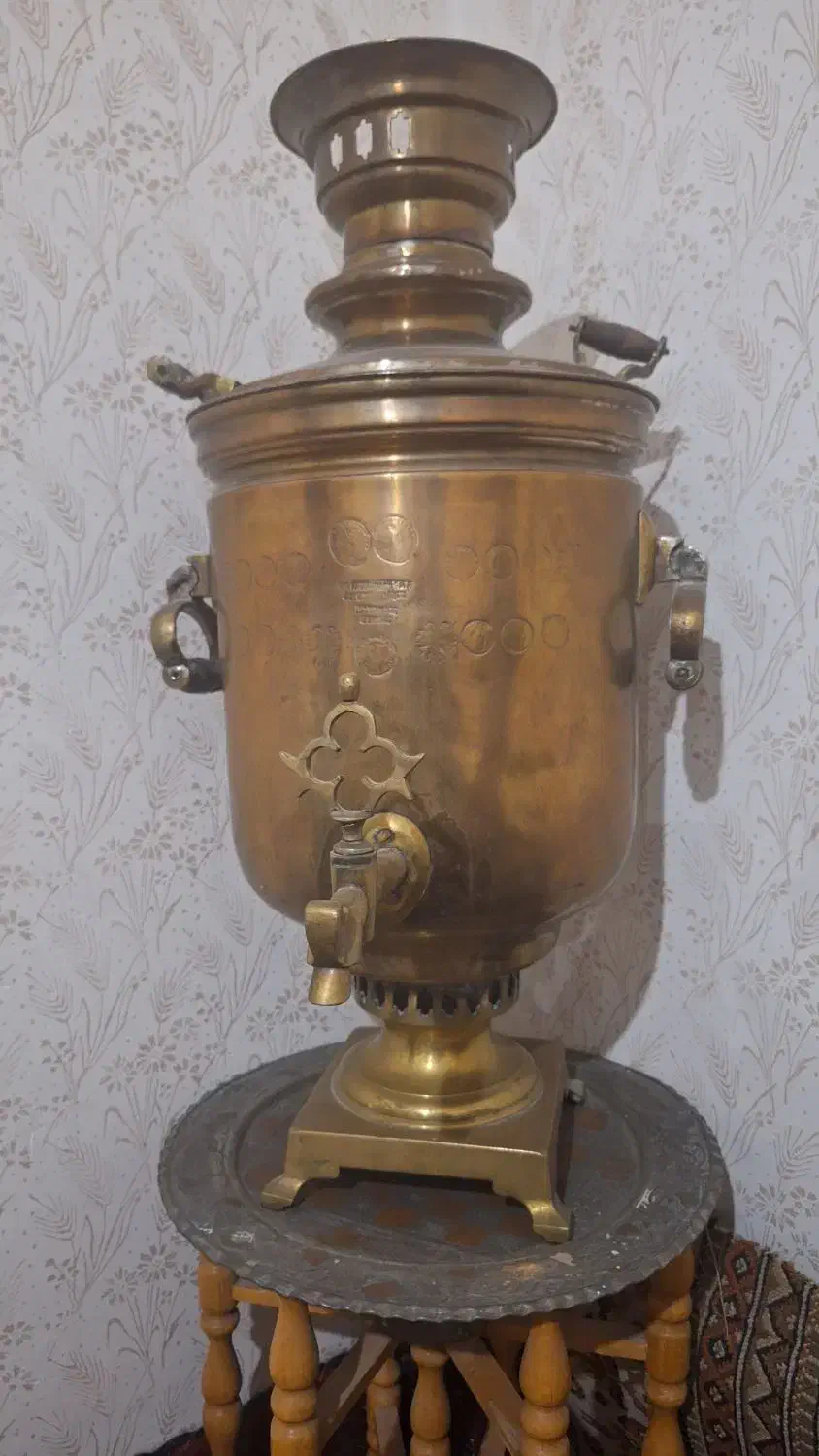 سماور برنجی عتیقه و ترازو پری دریایی سماور روس|کلکسیون اشیاء عتیقه|مشهد, امیر|دیوار