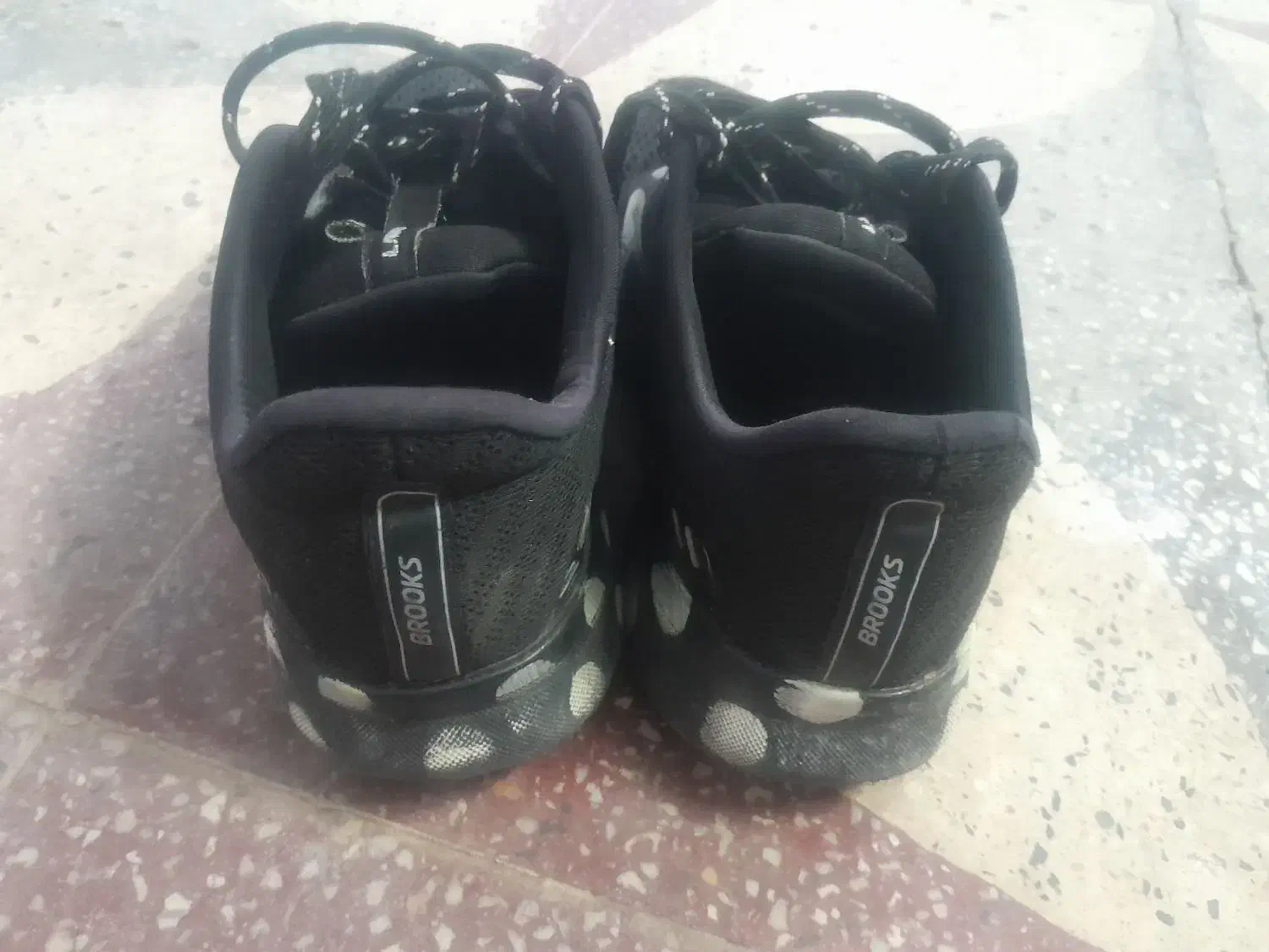 کفش درحد نو|کیف، کفش، کمربند|جهرم, |دیوار