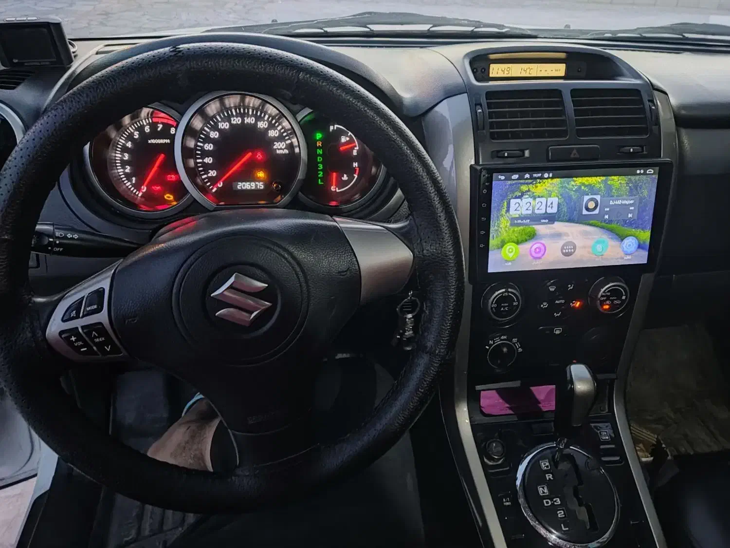 سوزوکی ویتارا اتومات|خودرو سواری و وانت|سیرجان, |دیوار