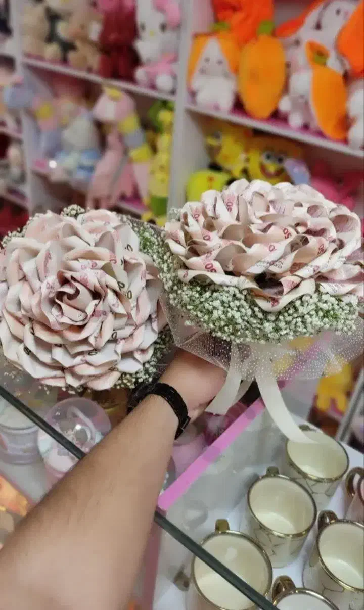 باکس پول ،تزیین پول و تراول|گل مصنوعی|قم, زاویه|دیوار