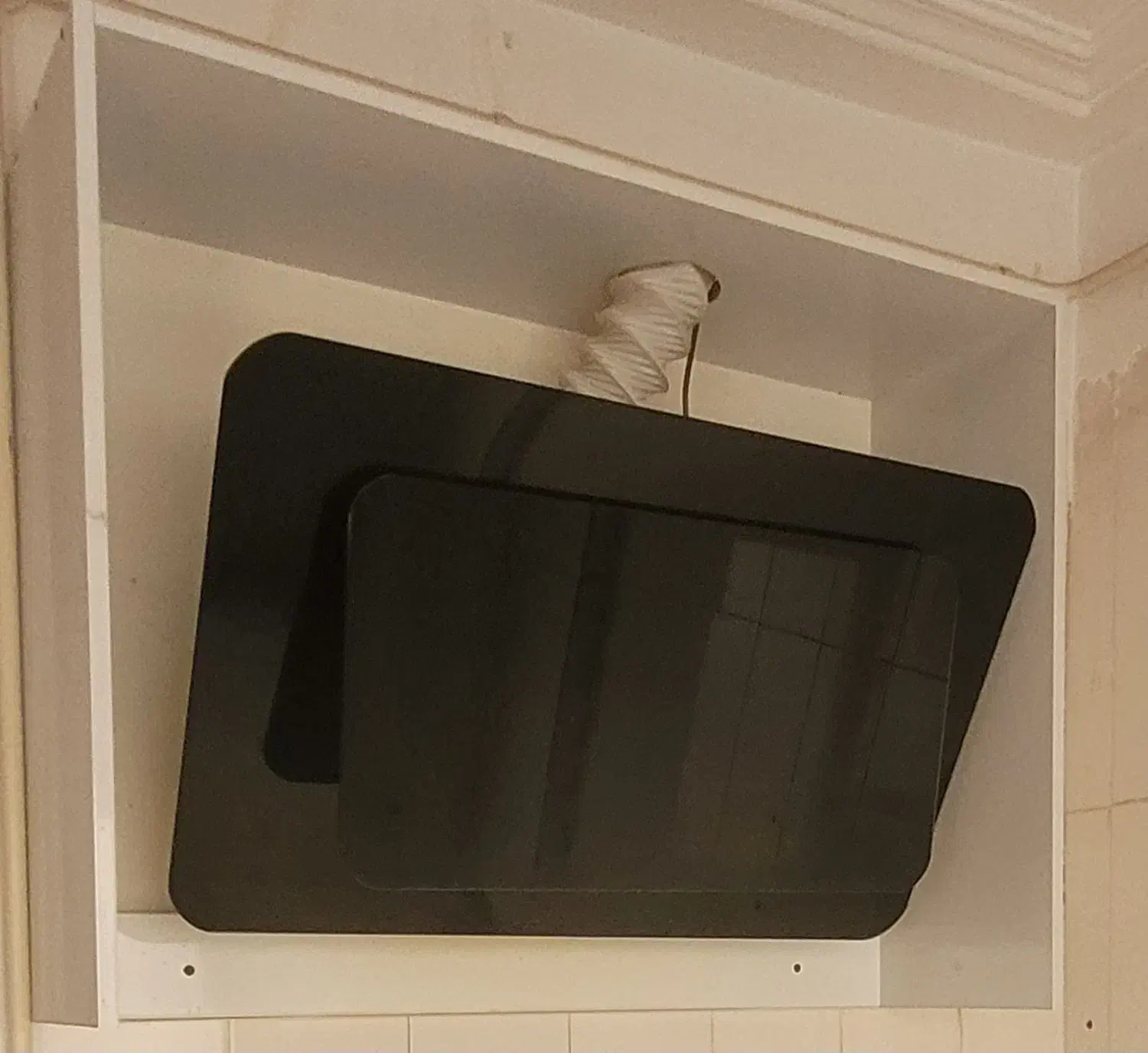 هود|هود|ایلام, |دیوار