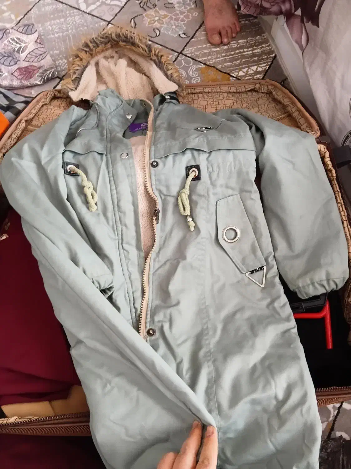 سه عدد پالتو|لباس|نهاوند, |دیوار