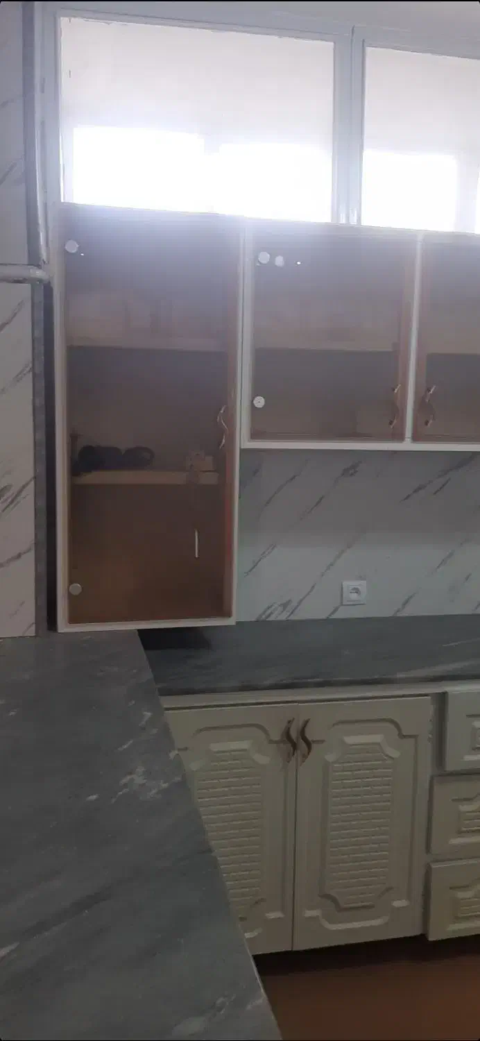 کابینت فلزی با سنگ های روی کابینت|مصالح و تجهیزات ساختمان|فولادشهر, زاینده رود|دیوار