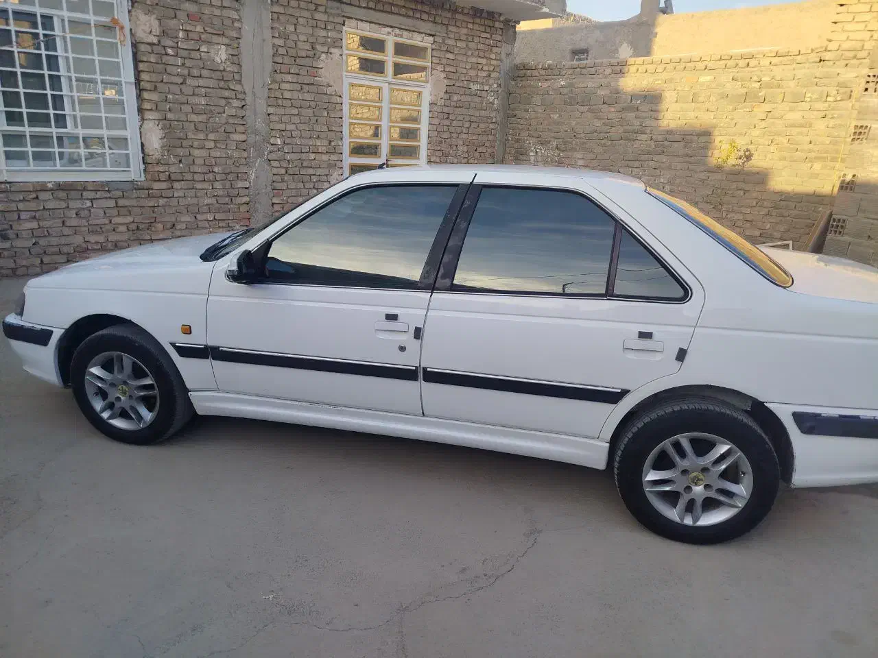 پژو پارس|خودرو سواری و وانت|زابل, |دیوار