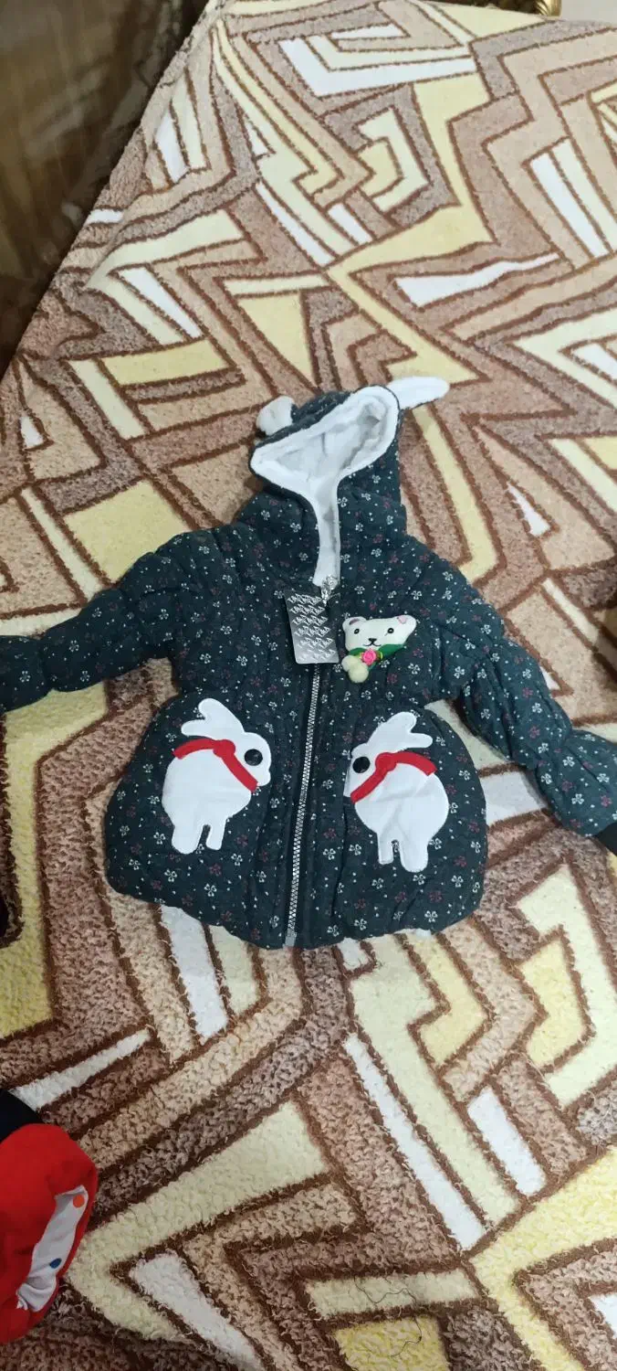 کاپشن دخترونه|کفش و لباس بچه|شاهینشهر, عطار|دیوار