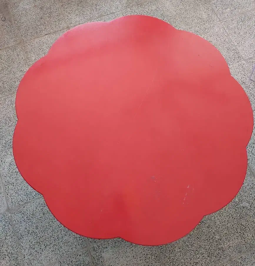 میزگرد قرمز رنگ|مبلمان خانگی و میز عسلی|ملایر, |دیوار