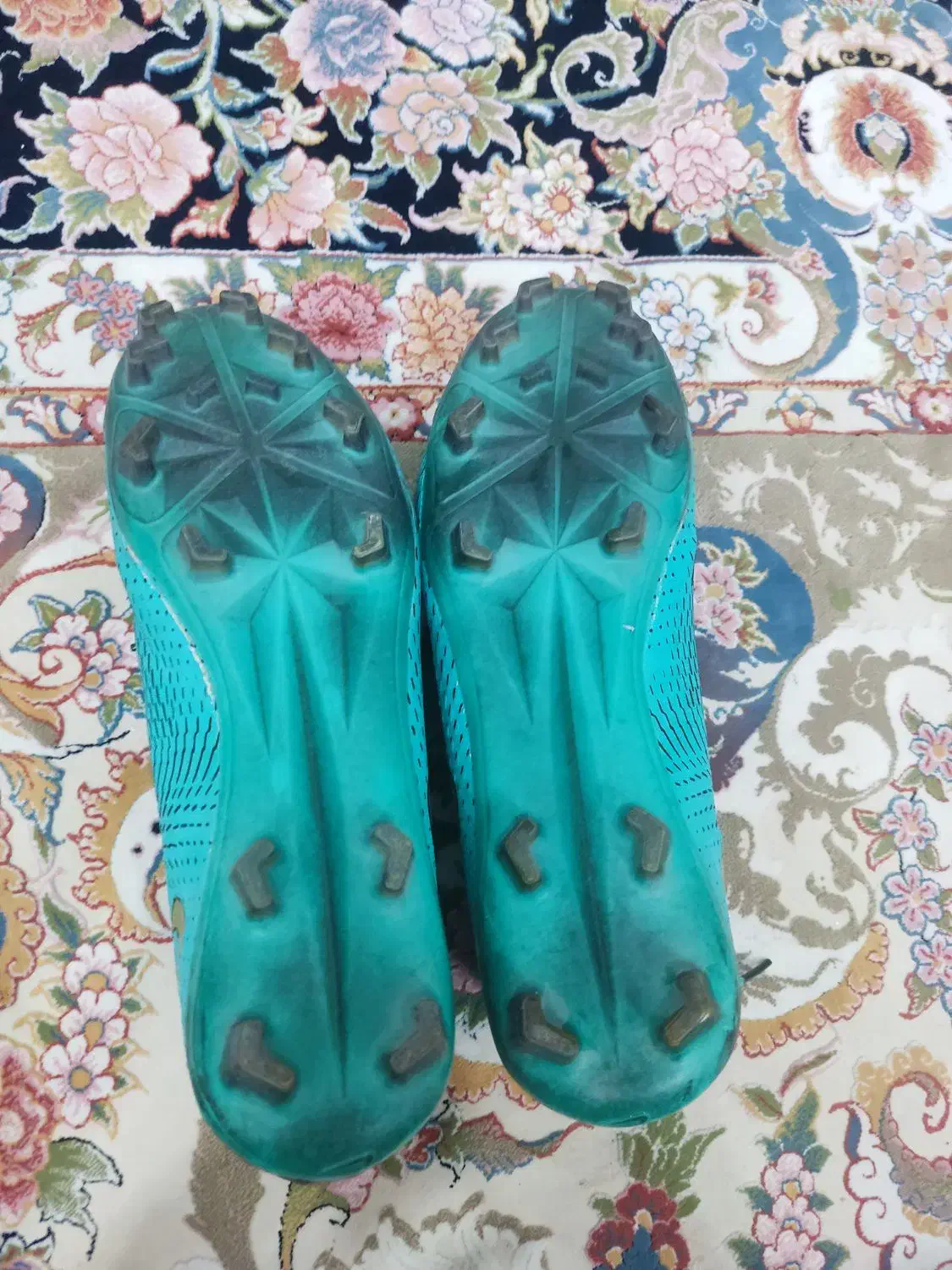 کفش فوتبال مردانه|کیف، کفش، کمربند|آبادان, |دیوار