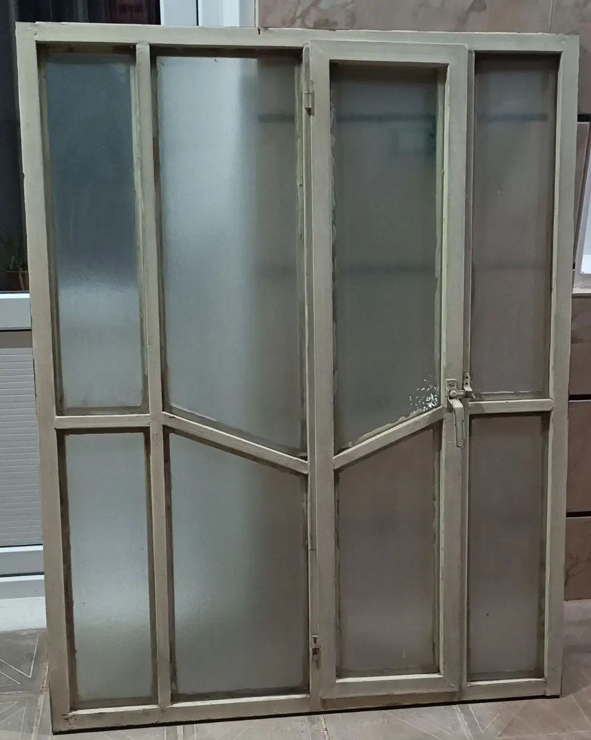 درب وپنجره کاملا سالم|حراج|تاکستان, |دیوار