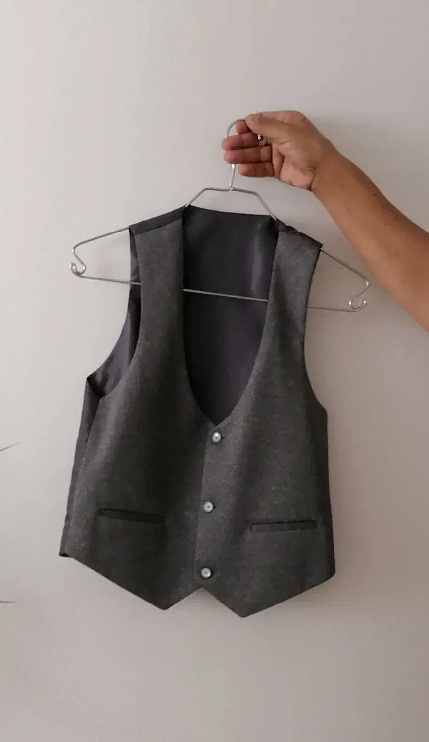 کت و جلیقه|لباس|سبزوار, ولیعصر (نجار آباد)|دیوار