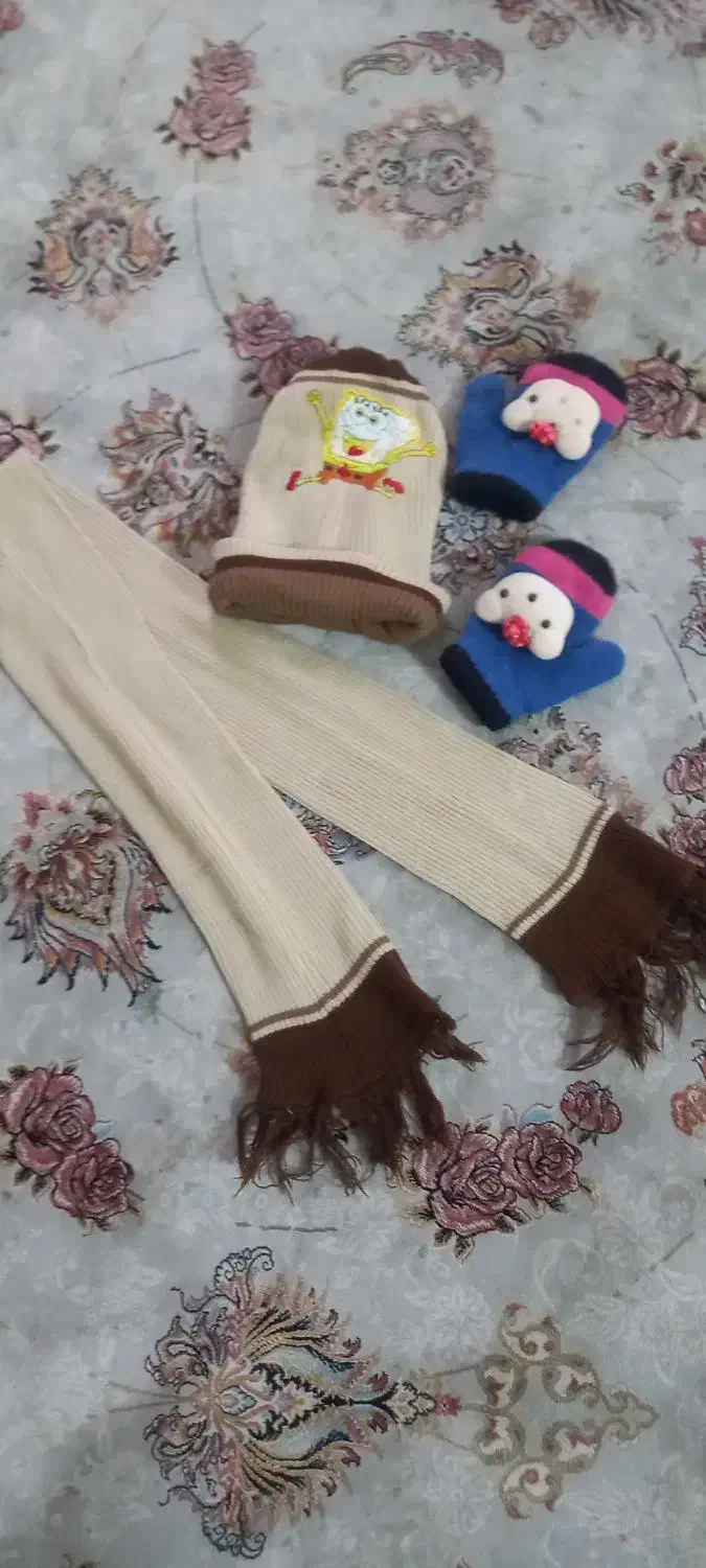 لباس بچه بافت برای ۳ سال|کفش و لباس بچه|قم, چهل درخت|دیوار