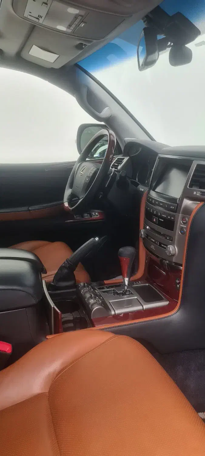 لکسوس Lx570 2013 بدون رنگ|خودرو سواری و وانت|تهران, نیلوفر|دیوار