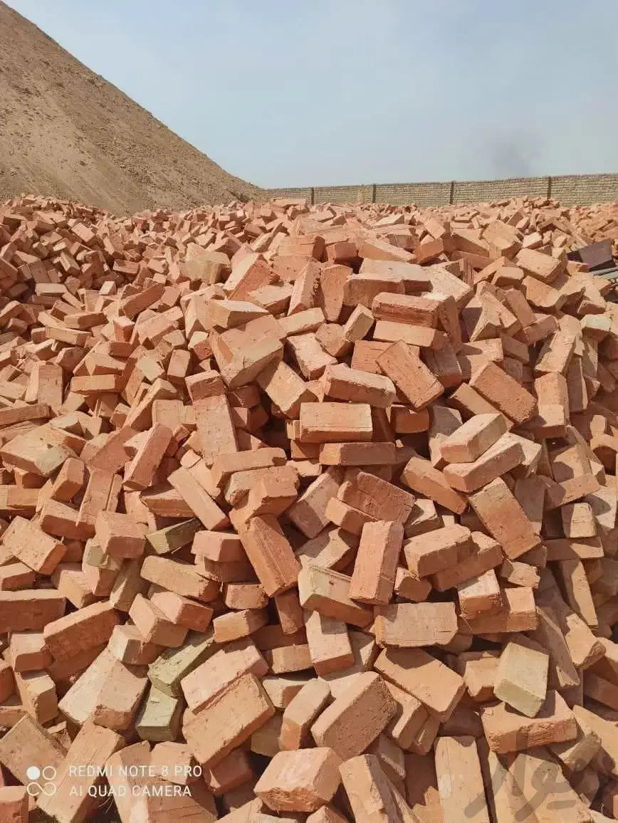 تولید اجرگری زرد و قرمز و آجرپرسی|عمدهفروشی|شهر بابک, |دیوار