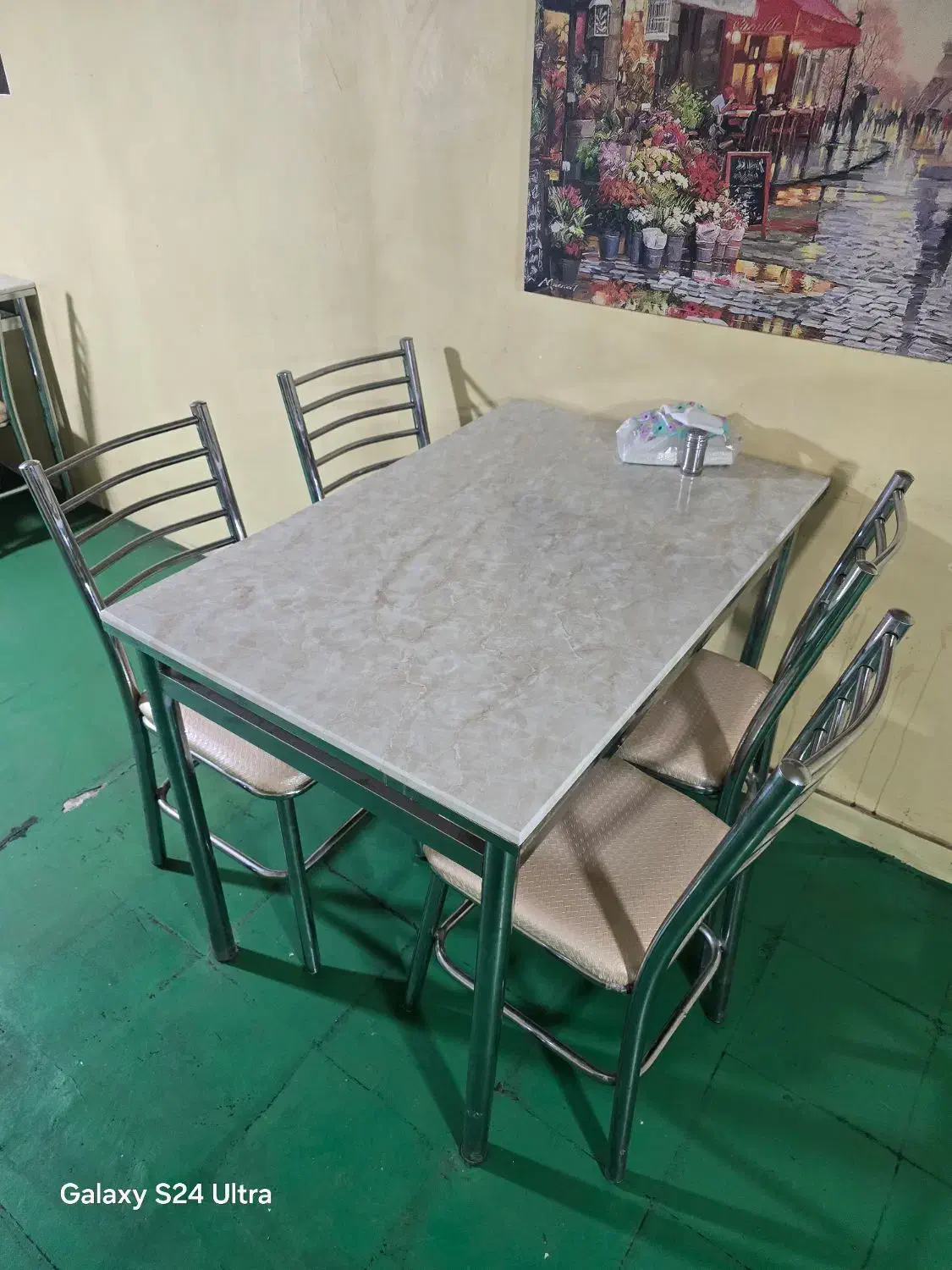 میز وصندلی|میز و صندلی غذاخوری|رباطکریم, رباطکریم|دیوار