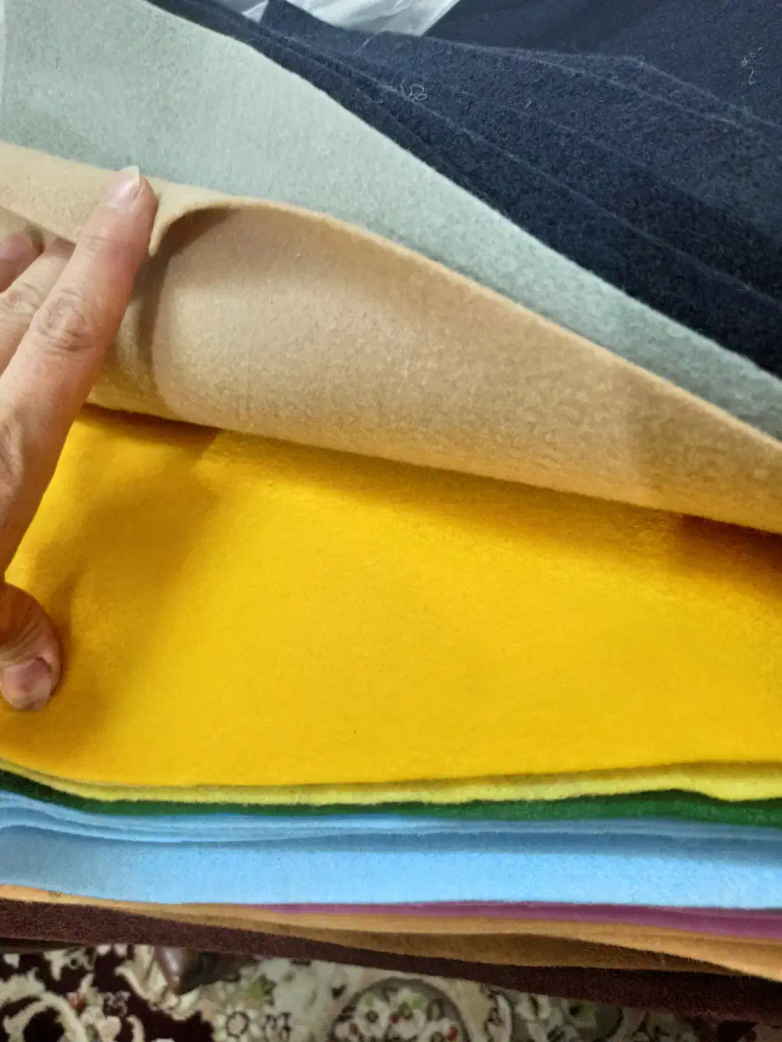 نمد برشی ۲میل زیر قیمت بازار|لوازم خیاطی و بافتنی|آران و بیدگل, |دیوار