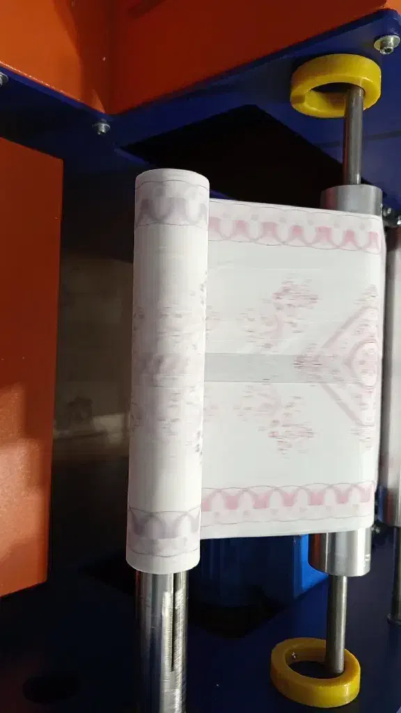 سفره یکبارمصرف|ظروف نگهدارنده، پلاستیکی، یک‌بارمصرف|خوی, |دیوار