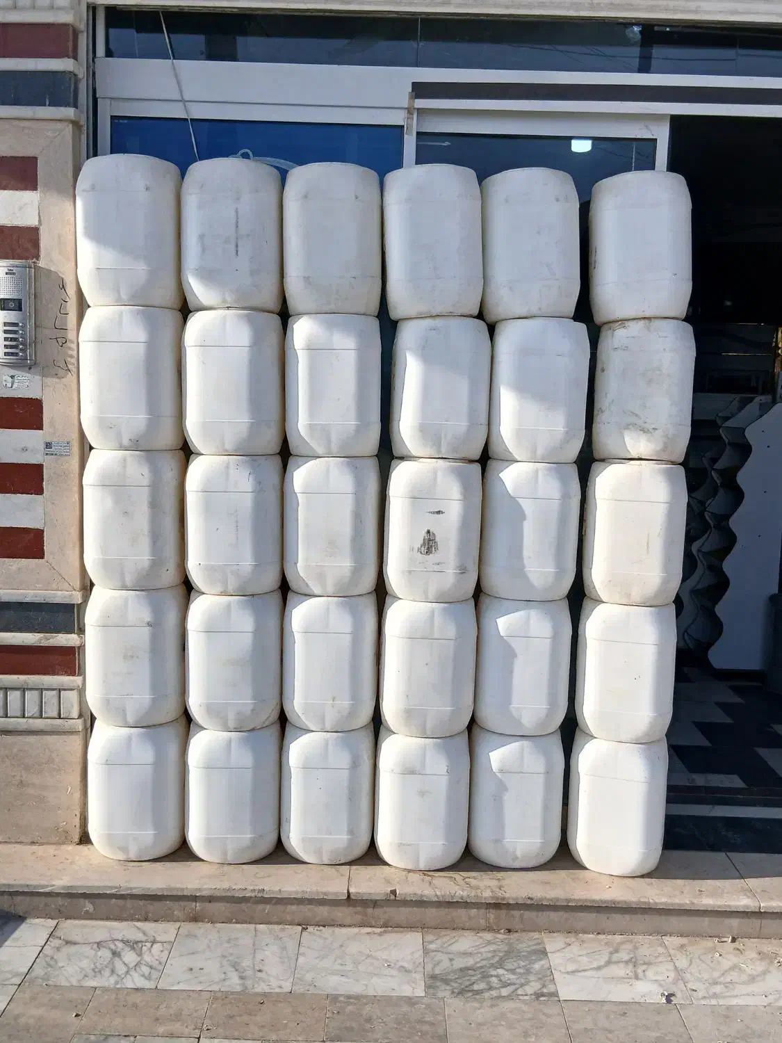 گالن ۳۰ لیتری خارجی|عمدهفروشی|زابل, |دیوار