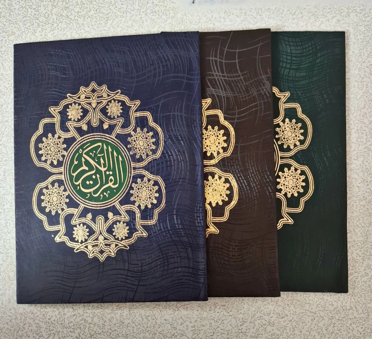 قرآن مجلسی ۱۲۰جلدی،حزبی و جزئی باطراحی یادبود|کتاب و مجله مذهبی|تهران, آرژانتین|دیوار