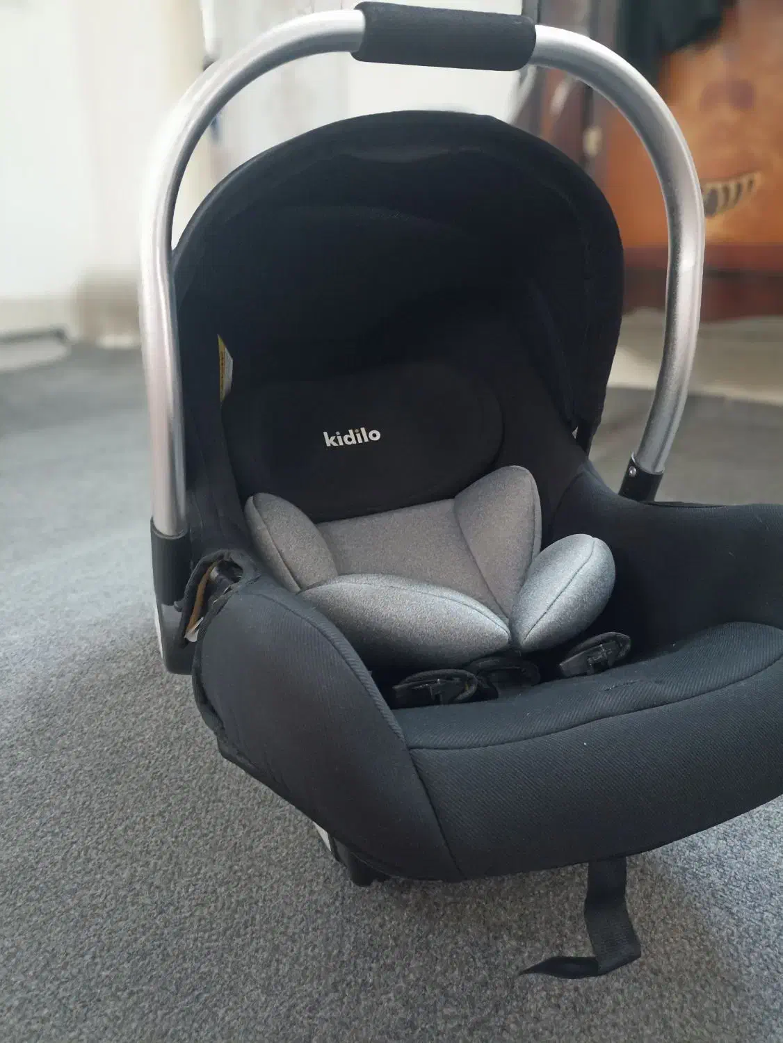 کریر|کالسکه و لوازم جانبی|مشهد, کارمندان دوم|دیوار