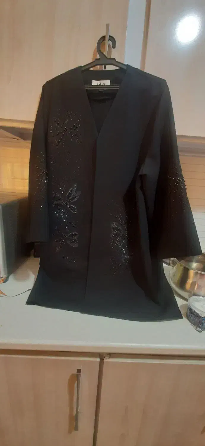 مانتو|لباس|ایذه, |دیوار