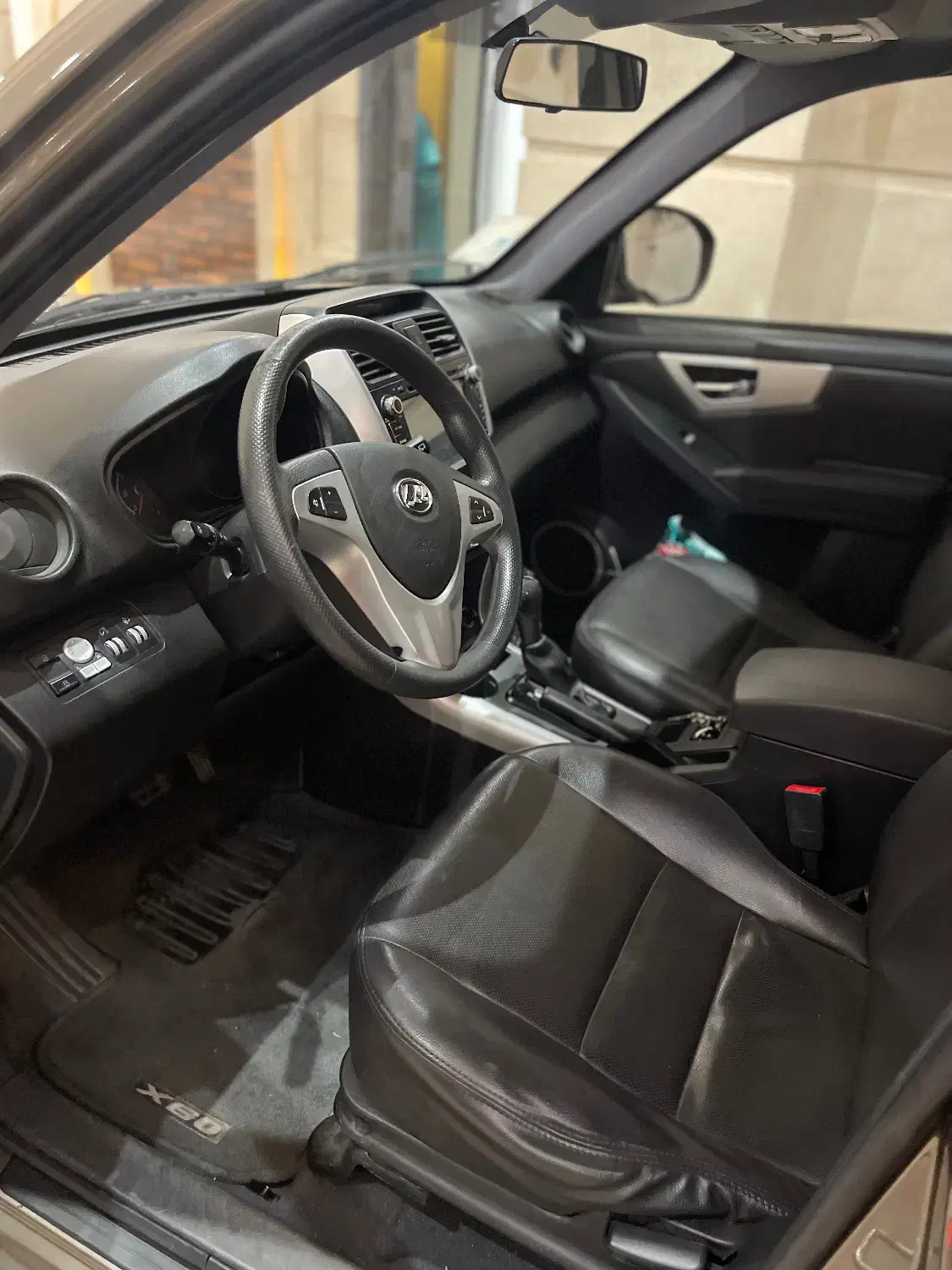 لیفان X60|خودرو سواری و وانت|اندیشه, اندیشه فاز ۱|دیوار