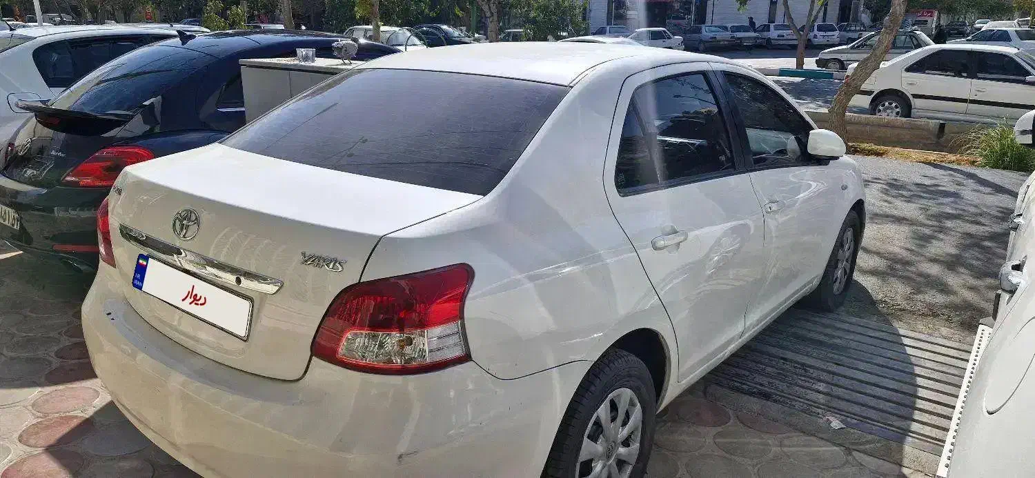 تویوتا یاریس 2008.معاوضه با تارا v4|خودرو سواری و وانت|نجفآباد, شریعتی|دیوار