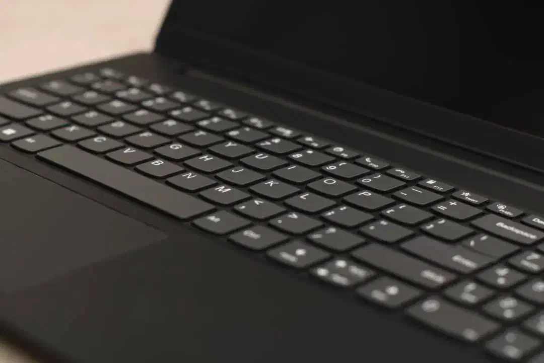 لپ تاپ lenovo v15 g2|رایانه همراه|اردبیل, |دیوار