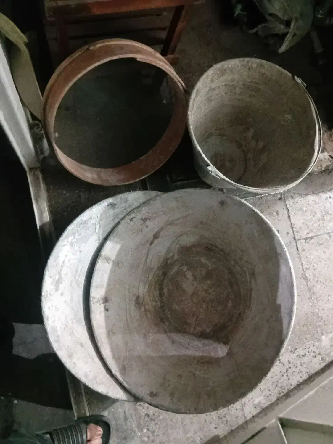 استامبولی،چکمه ،چوب بنایی|مصالح و تجهیزات ساختمان|ری, دیلمان|دیوار