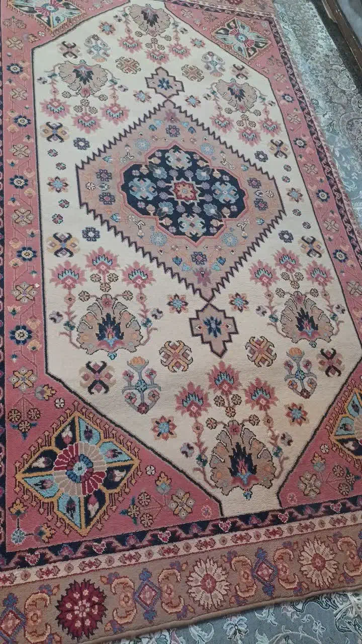 قالی|فرش|ابریشم, |دیوار