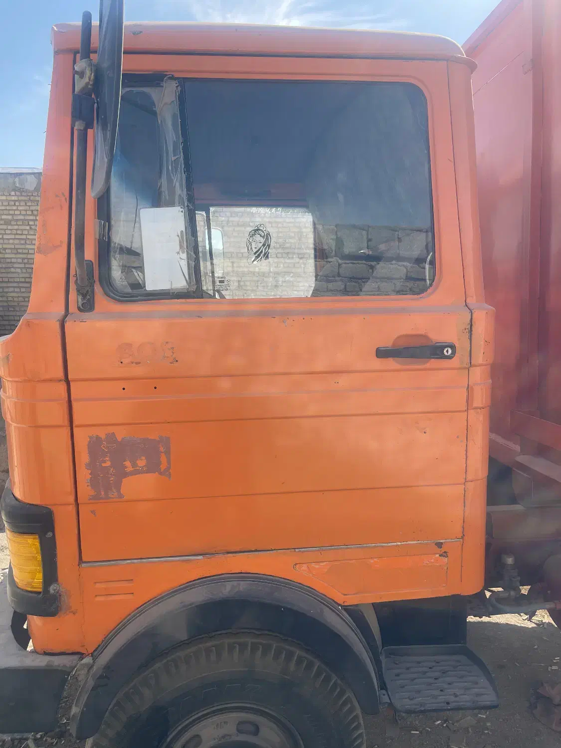 خاور ۶۰۸ مدل ۱۳۸۱ باری فلزی کمپرسی|خودرو سنگین|ورزنه, |دیوار