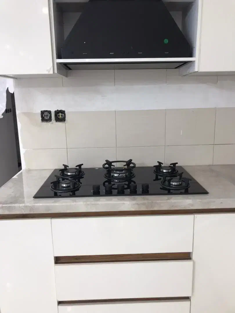 نصب تخصصی انواع هود،گاز و فر|خدمات پیشه و مهارت|بروجرد, |دیوار