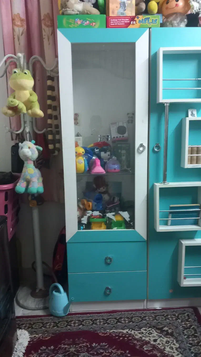 کمد و تخت نوزاد|تخت و سرویس خواب|قم, صدوق|دیوار