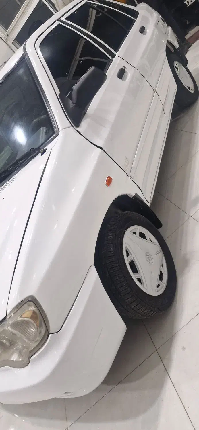 ۱۳۲ مدل ۸۸ سفید هیدرولیک|خودرو سواری و وانت|بیرجند, |دیوار