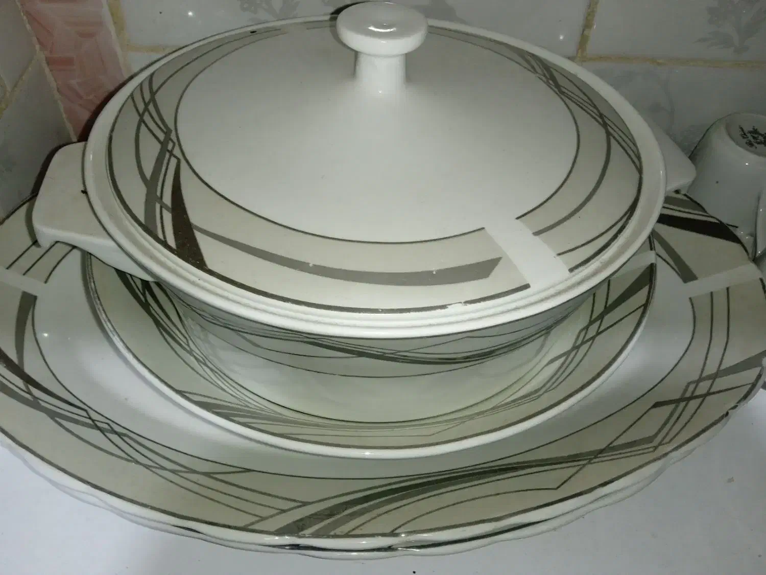 سرویس چینی|ظروف سرو و پذیرایی|تربتحیدریه, حیدرآباد|دیوار