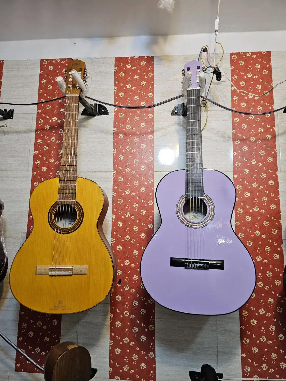 گیتار وفایی mv2|گیتار، بیس، امپلیفایر|لردگان, |دیوار