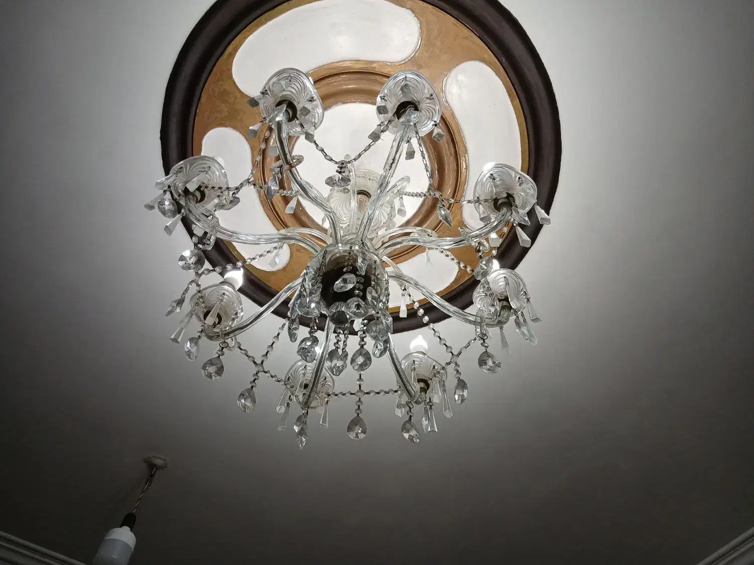 لوستر|لوستر و چراغ آویز|سنگر, |دیوار