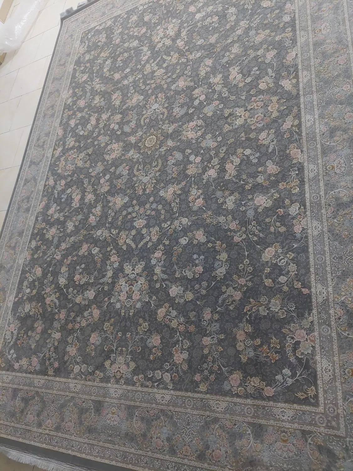 2تخته فرش9متری1500شانه4500تراکم۶ماه کارکرد|فرش|کرج, باغ سیب|دیوار