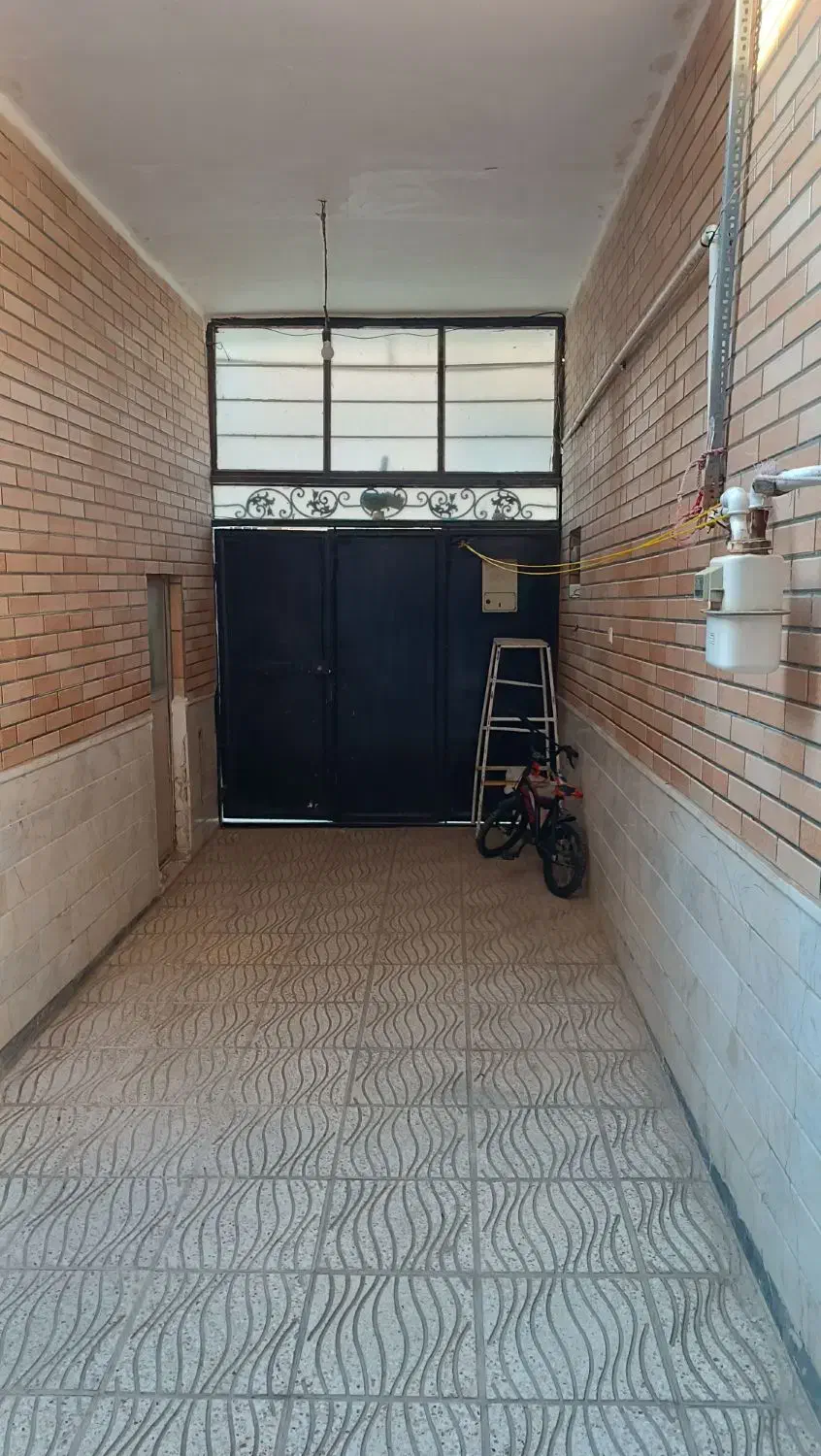 منزل ۳ طبقه ،شهرقایم سند شش دانگ|فروش خانه و ویلا|قم, شهر قائم|دیوار