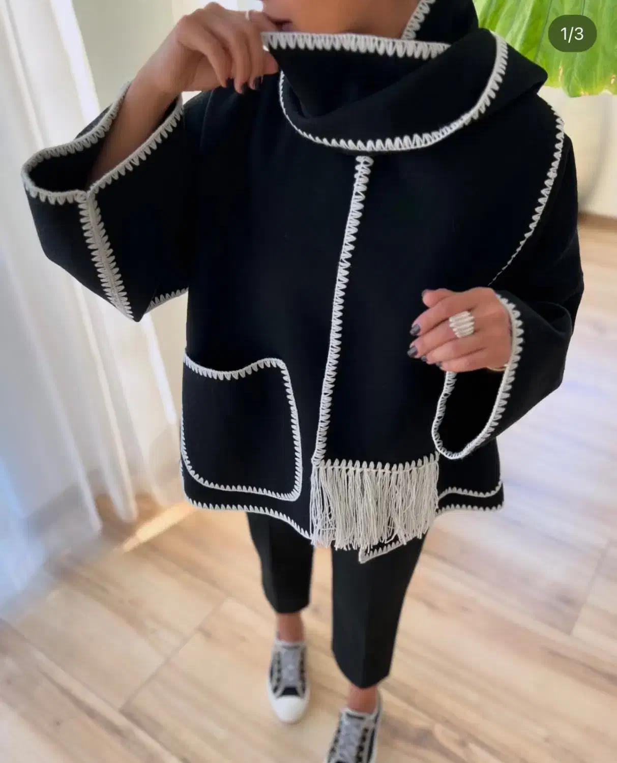 کت قلاب بافی پاییزه|لباس|اصفهان, باغ دریاچه|دیوار