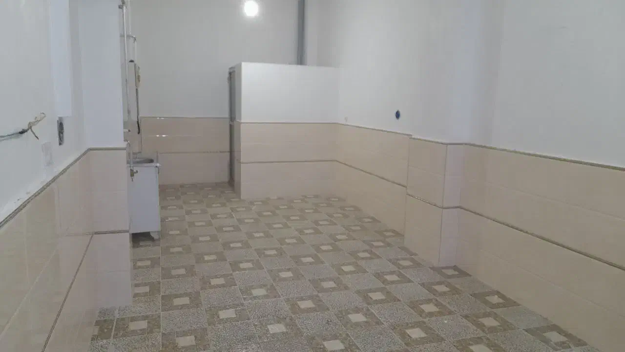 پارکینگ حیاط دار،مناسب برای آرایشگاه و خیاطی|اجارهٔ مغازه و غرفه|شاهین دژ, |دیوار