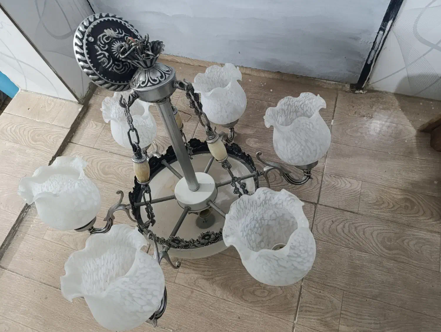 لوستر|لوستر و چراغ آویز|مشهد, خواجه ربیع|دیوار