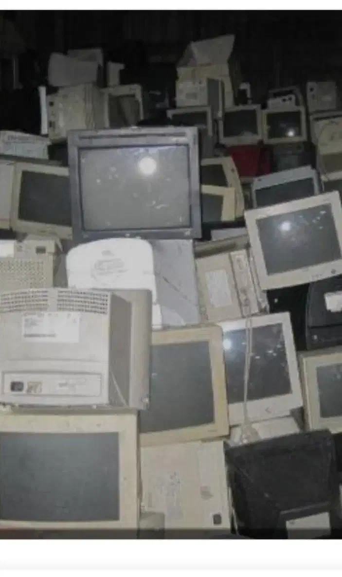 معامله تلویزیون سوخته قدیمی بر می دا رم|تلویزیون و پروژکتور|خرمآباد, |دیوار