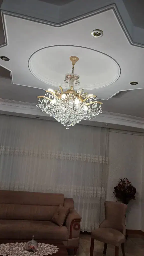 یک عدد لوستر|لوستر و چراغ آویز|رشت, استقامت ۲|دیوار