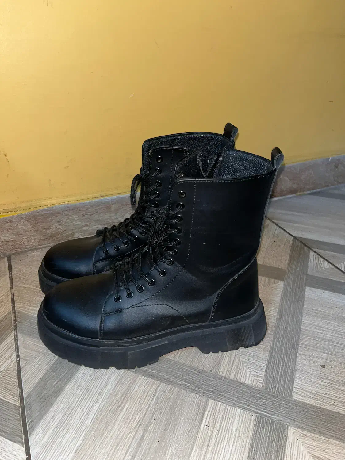 بوت مشکی سایز ۴۰|کیف، کفش، کمربند|تهران, تهرانپارس جنوبی|دیوار