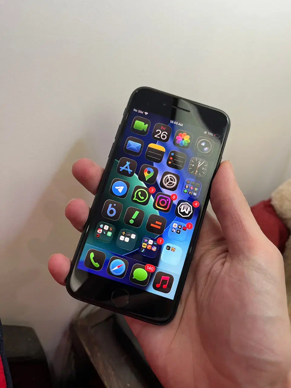 iPhone SE 2020|موبایل|تهران, قزل قلعه|دیوار