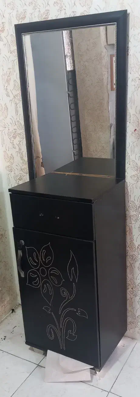 جا کفشی همراه آیینه|جاکفشی، کمد، دراور|اهواز, منبع اب|دیوار