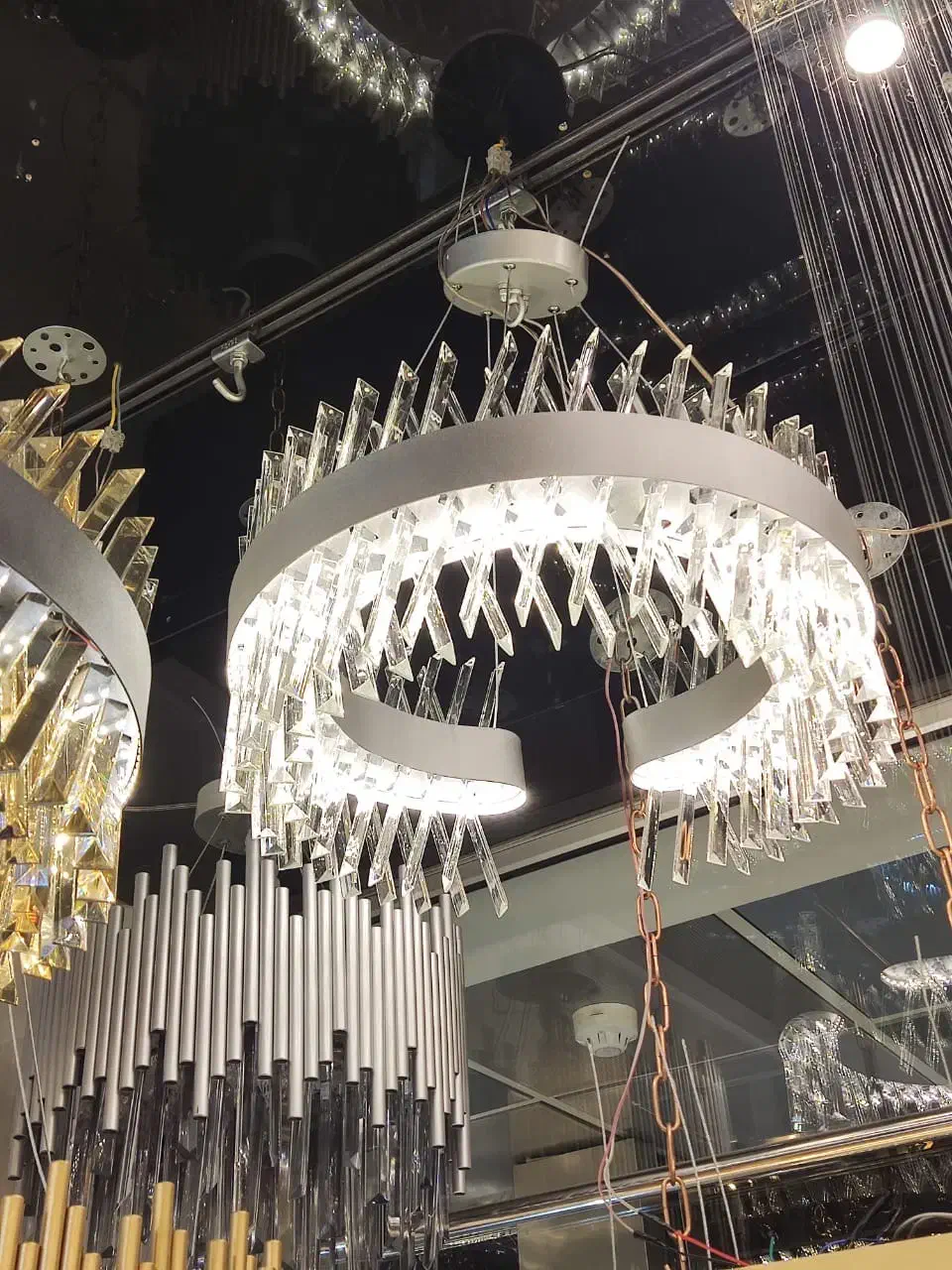 لوستر|لوستر و چراغ آویز|تهران, اکباتان|دیوار